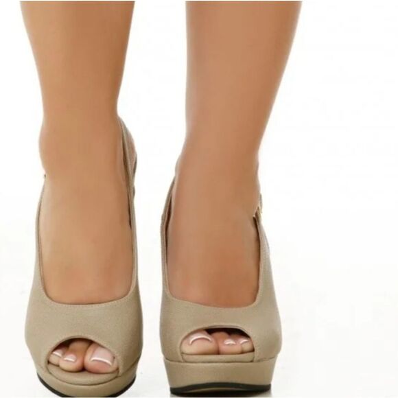 ANTONIO MELANI PATTERN SLINGBACK PEEP TOE WEDGE SANDAL - Picture 1 of 16